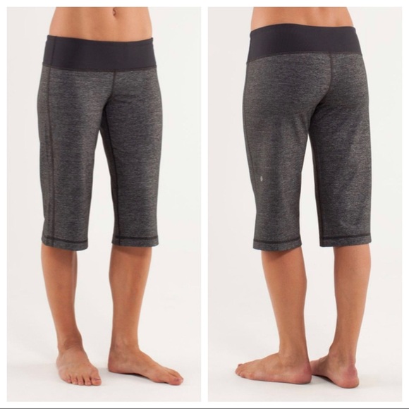Lululemon Clam Digger II Heathered Deep Coal Crop Shorts - Picture 1 of 8